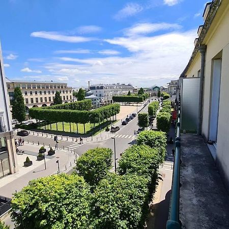 Appt 80M², 13 P, Disneyland, Fibre, 2 Parkings Chessy  Exterior photo